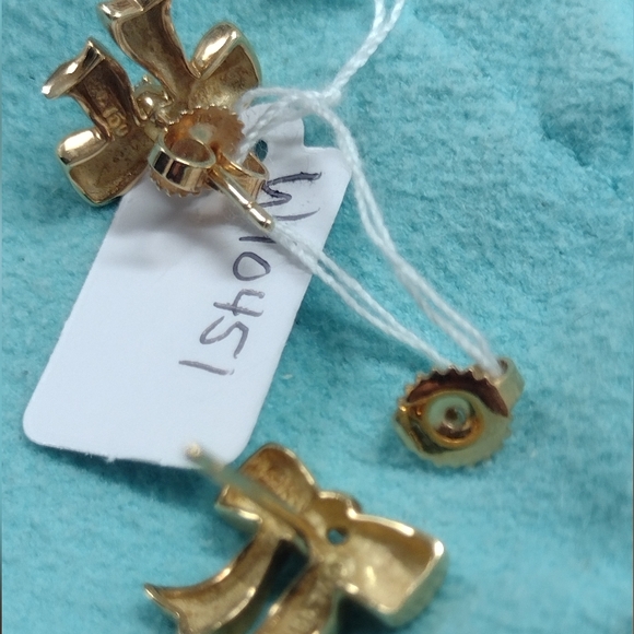 18K Tiffany & Co. Diamond Bow Earrings Gorgeous 🎁 🛍️ - Picture 10 of 14